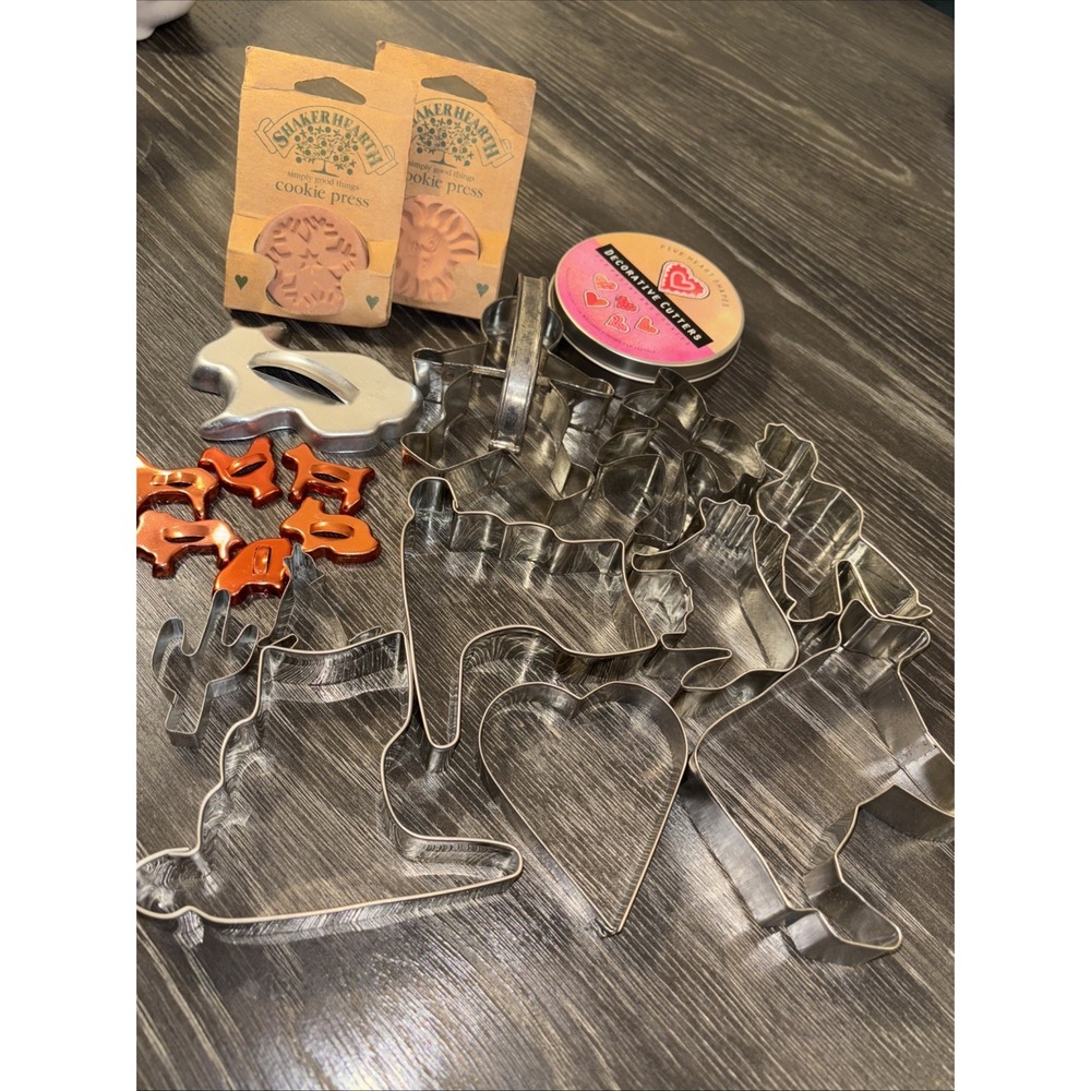 Vintage Cookie Cutters Lot of 20+Copper / Steel Mirror/william-sonoma